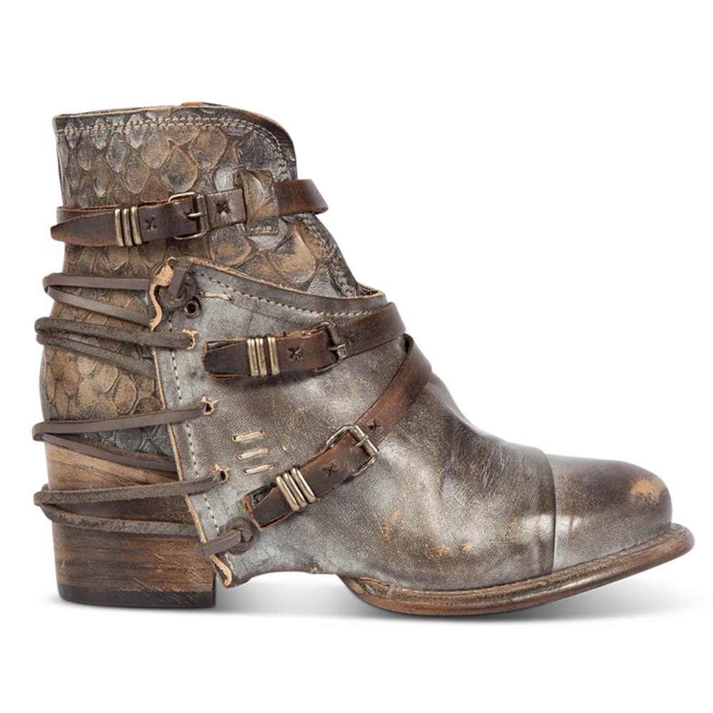 FREEBIRD CRUE Gently worn
